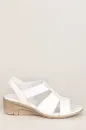 Hakiki Deri Yumuşak Tabanlı Kadın Sandalet Beyaz