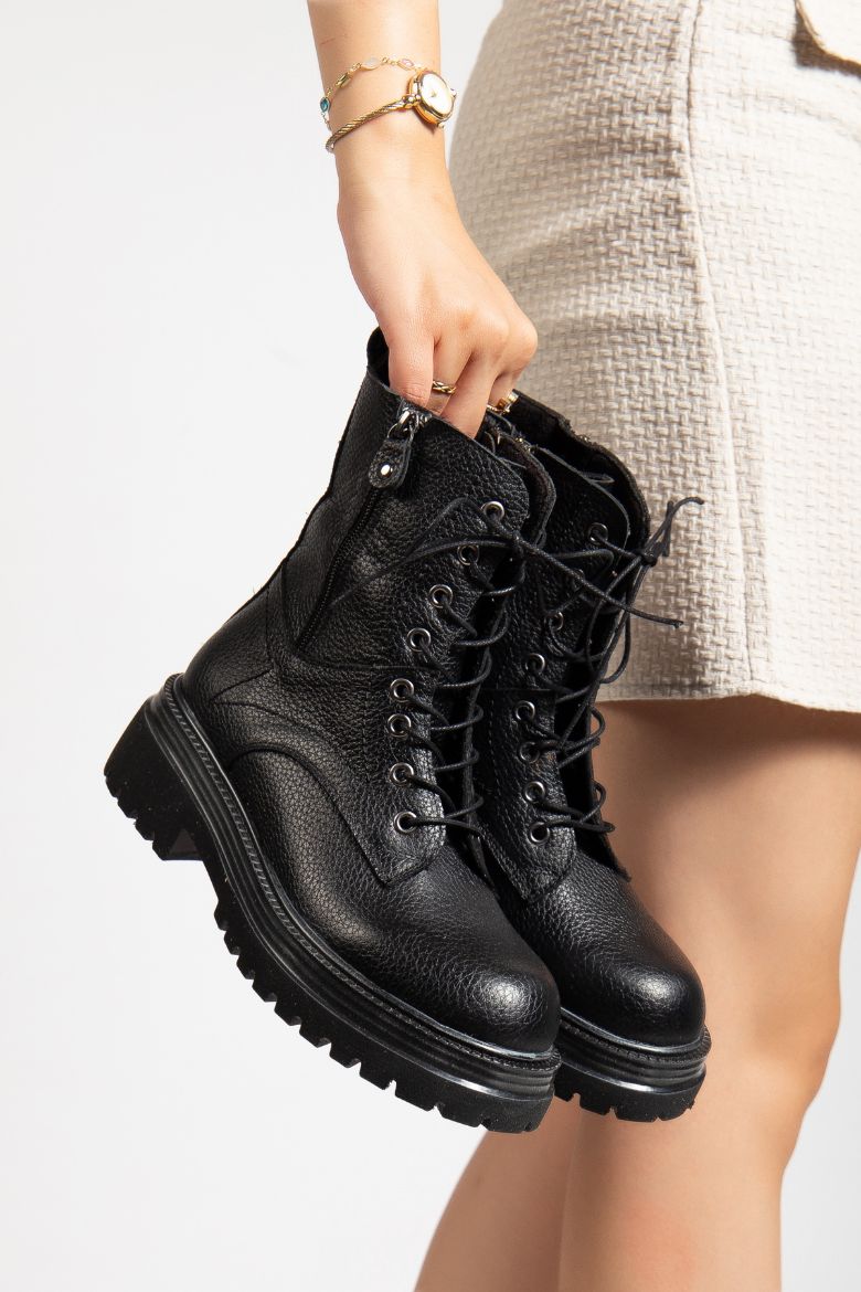 Hakiki Deri 33-34-35 Numaradan 41-42-43 Numaraya Kadar Kadın Kışlık Bot Siyah resmi