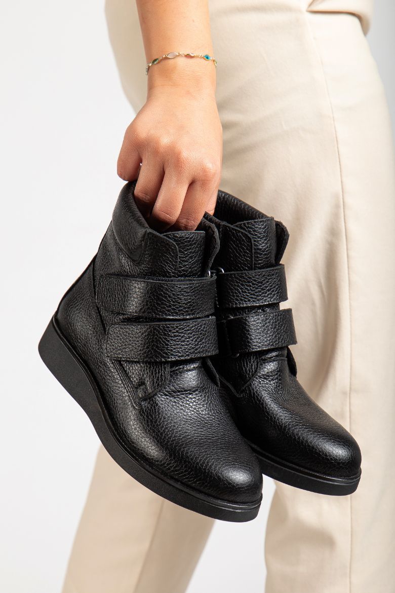 Hakiki Deri 36 Numaradan 41-42 Numaraya Kadar Kadın Kışlık Bot Siyah resmi