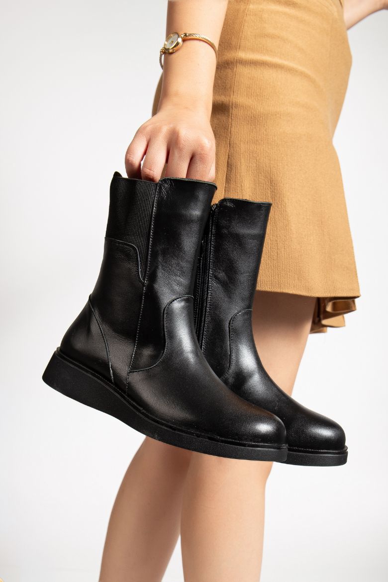 Hakiki Deri 36 Numaradan 41-42 Numaraya Kadar Kadın Kışlık Bot Siyah resmi