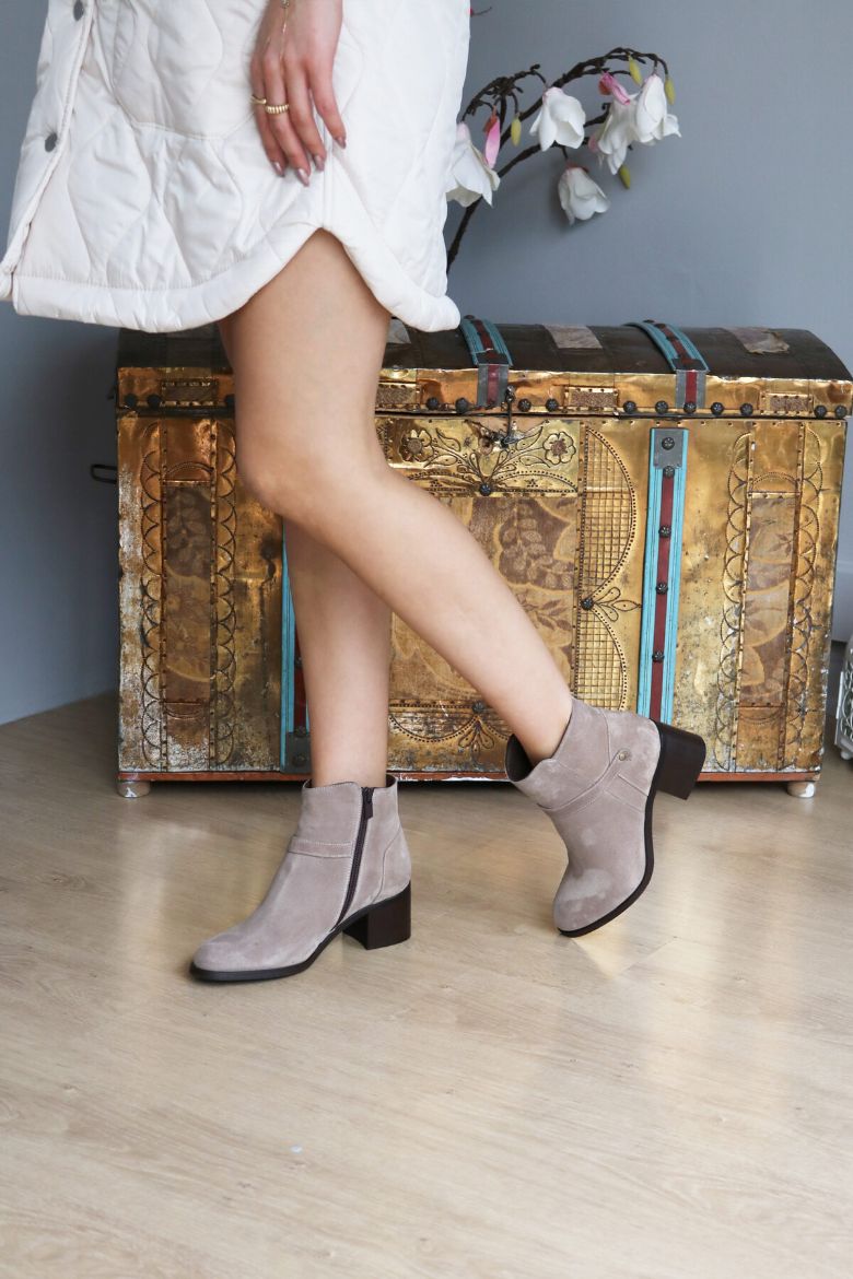 Hakiki Deri 33-34-35-41-42-43-44-45 Kışlık Bot bej süet resmi