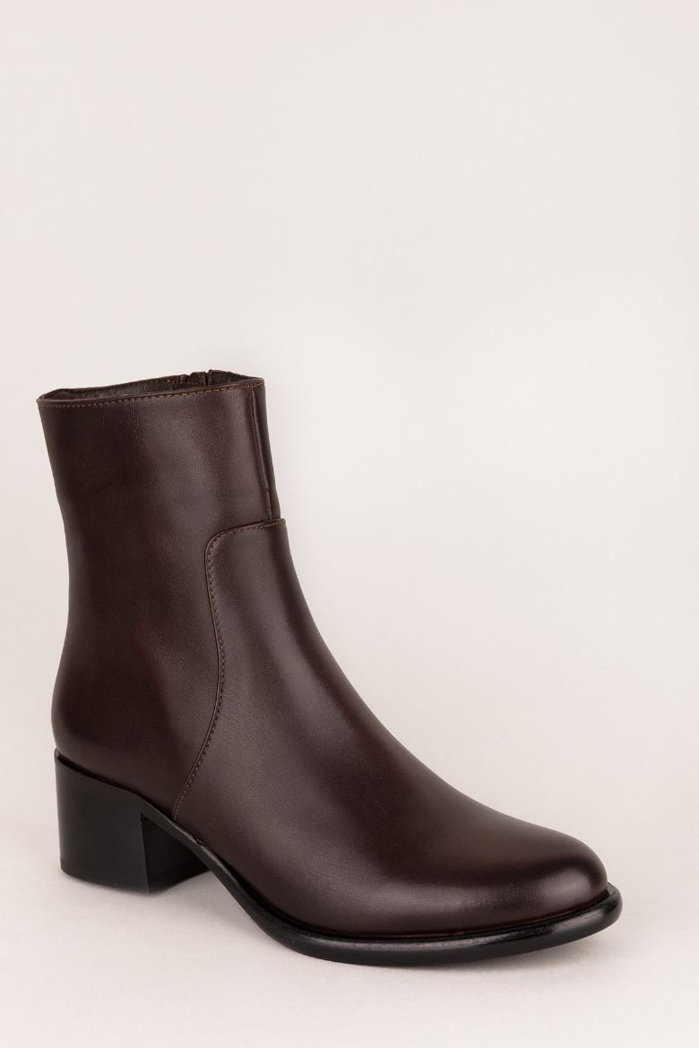 Kahverengi Hakiki Deri Küçük & Büyük Numara Kadın Bot Kahverengi resmi