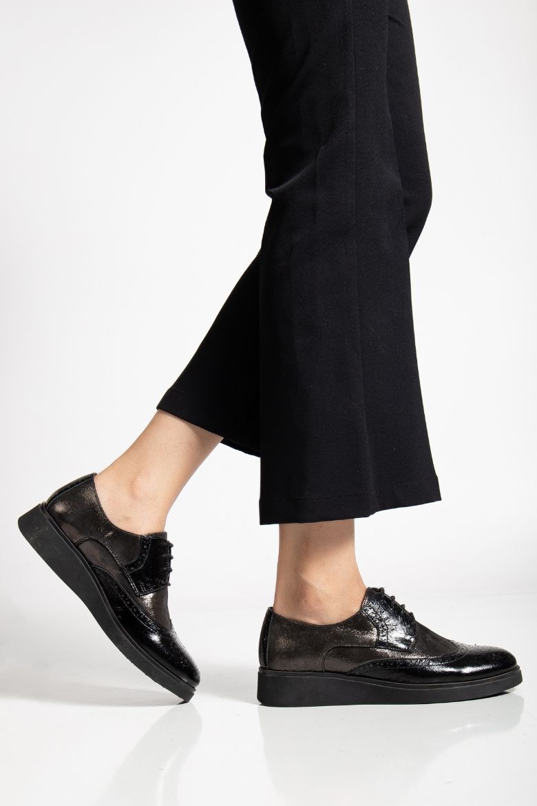 Hakiki Deri 36 Numaradan 41-42 Numaraya Kadar Comfort Kadın Ayakkabı Siyah resmi