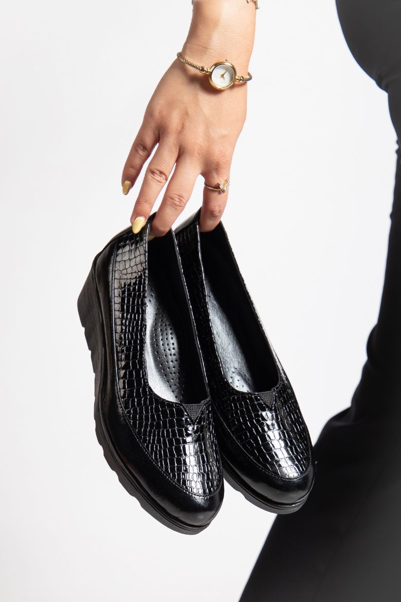 Hakiki Deri 36 Numaradan 41-42 Numaraya Kadar Comfort Kadın Ayakkabı Siyah resmi