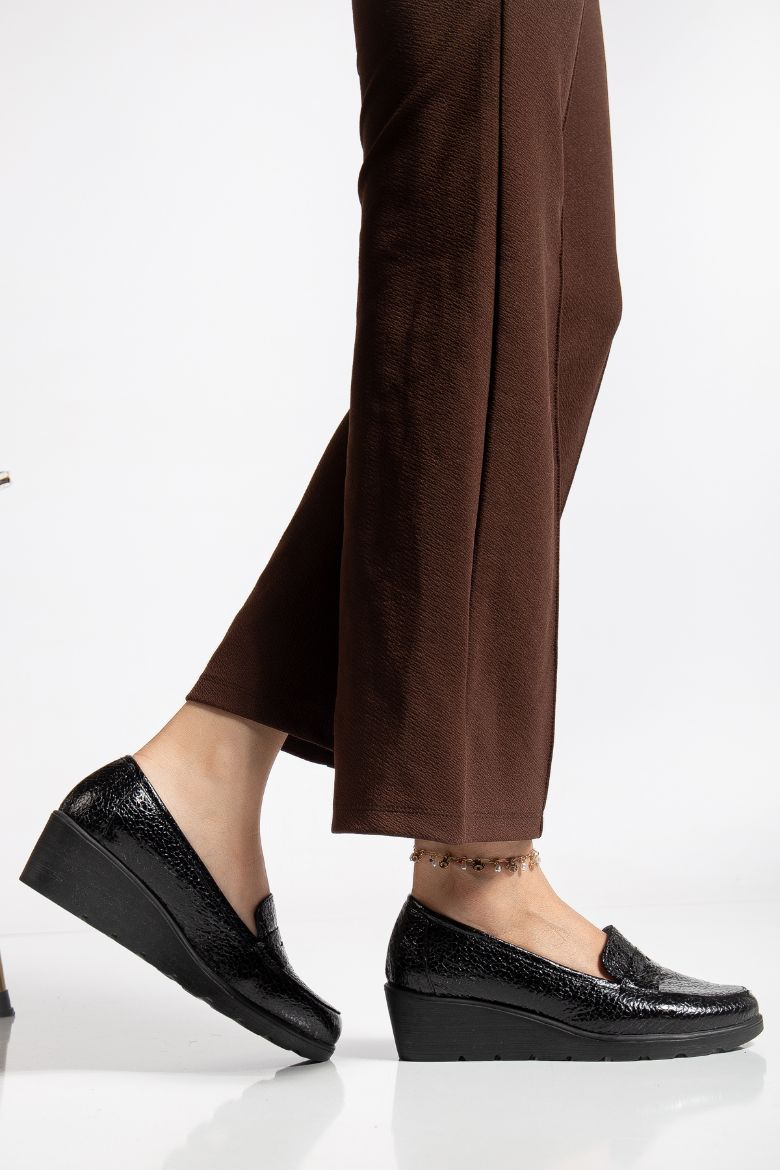 Hakiki Deri 36 Numaradan 41-42 Numaraya Kadar Comfort Kadın Ayakkabı Siyah resmi