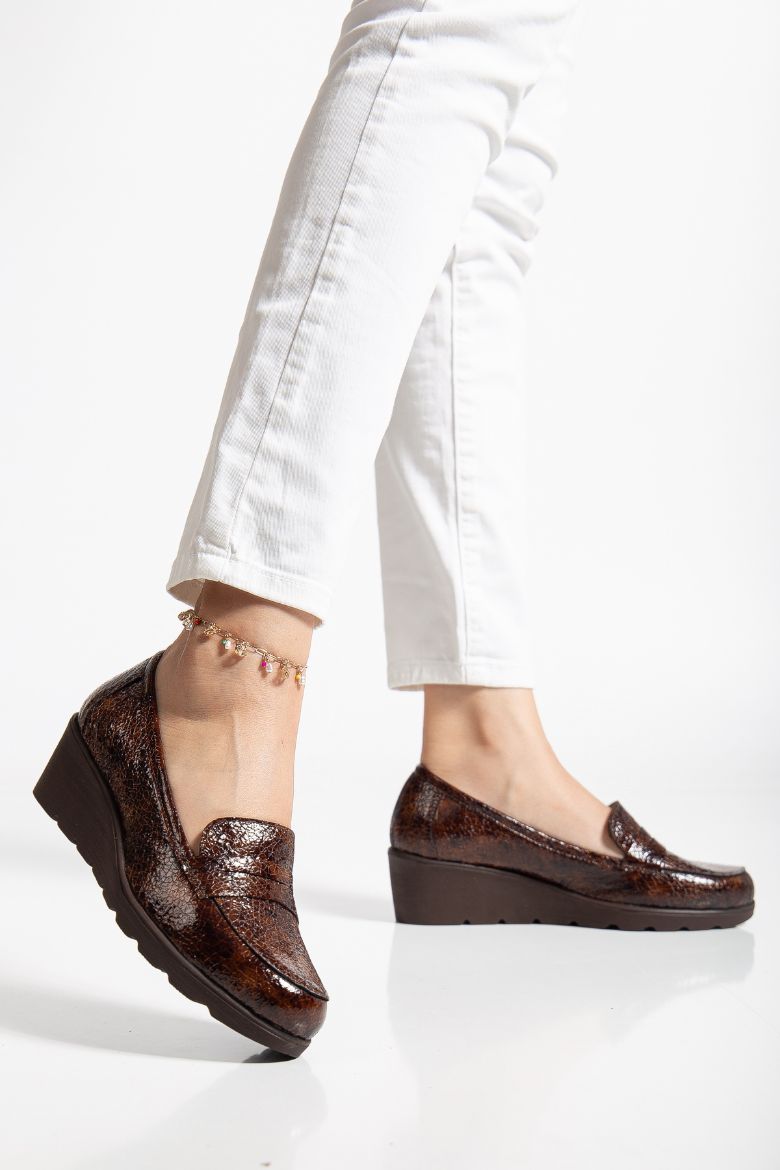 Hakiki Deri 36 Numaradan 41-42 Numaraya Kadar Comfort Kadın Ayakkabı Fındık resmi