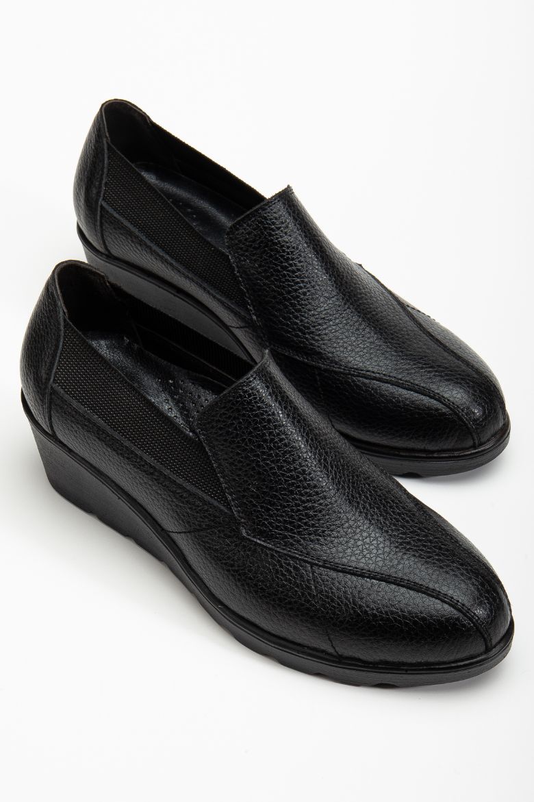 Hakiki Deri 36 Numaradan 41-42 Numaraya Kadar Comfort Kadın Ayakkabı Siyah resmi