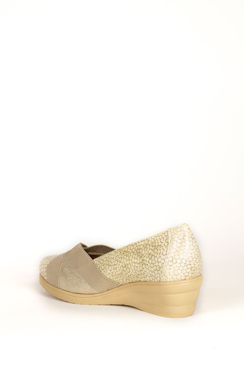 Hakiki Deri Kadın Ayakkabısı Krem resmi