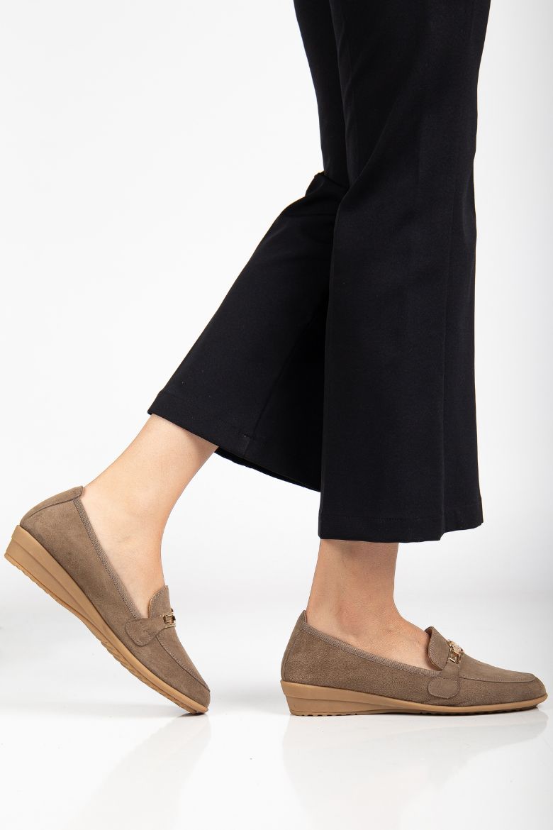 Hakiki Deri Yumuşak Tabanlı 36 Numaradan 41 Numaraya Kadar Loafer Ayakkabı Vizon resmi