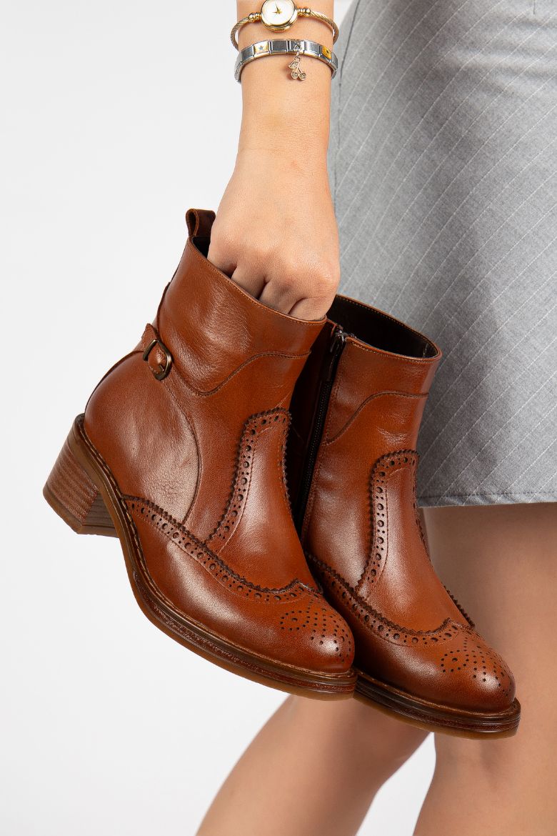 Hakiki Deri 36 Numaradan 41 Numaraya Kadar Kadın Kışlık Bot Fındık resmi