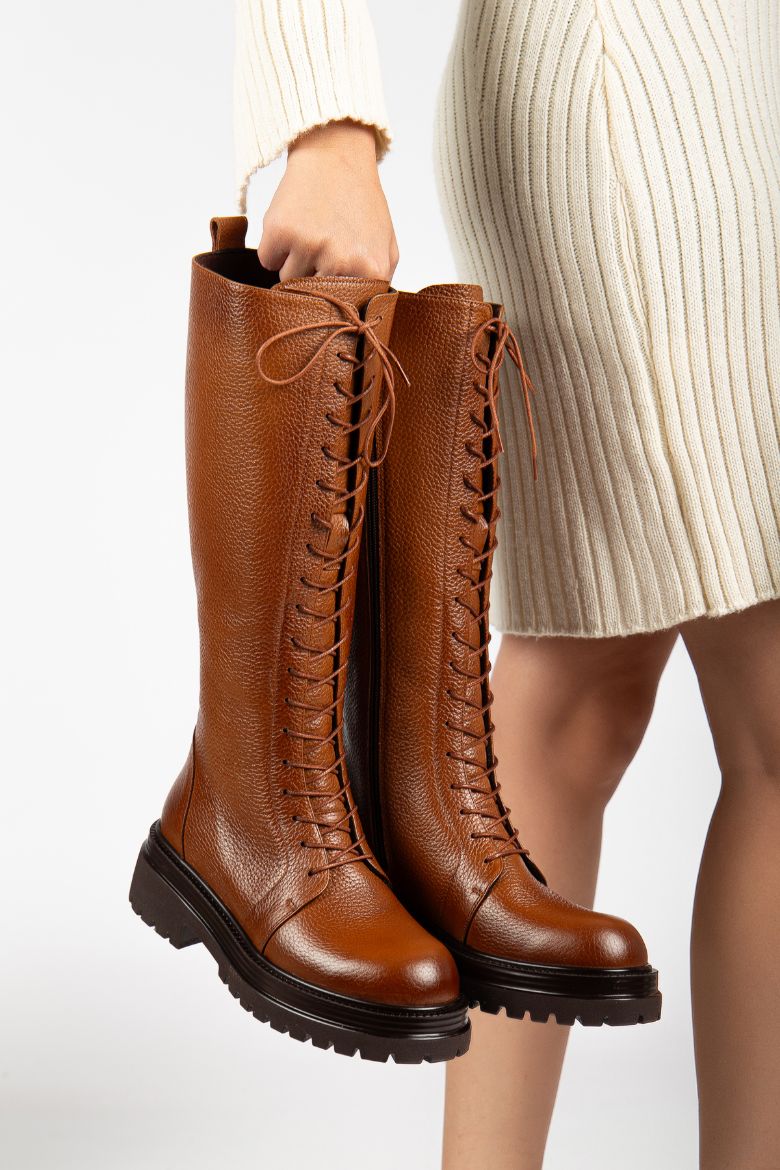 Hakiki Deri 35-36 Numaradan 41-42-43 Numaraya Kadar Kadın Kışlık Çizme Fındık resmi