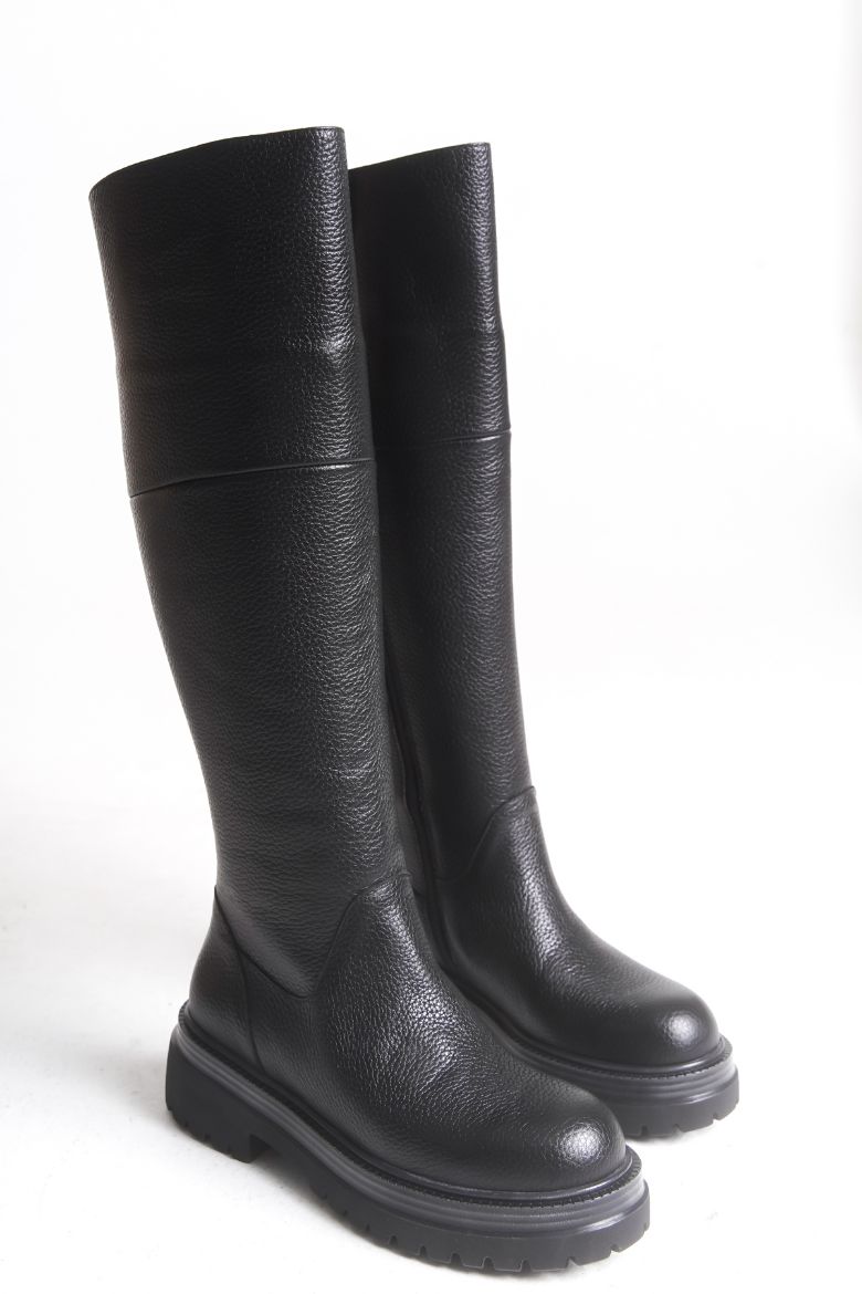 Hakiki Deri 33-34-35 Numaradan 41-42-43 Numaraya Kadar Kadın Kışlık Çizme Siyah resmi