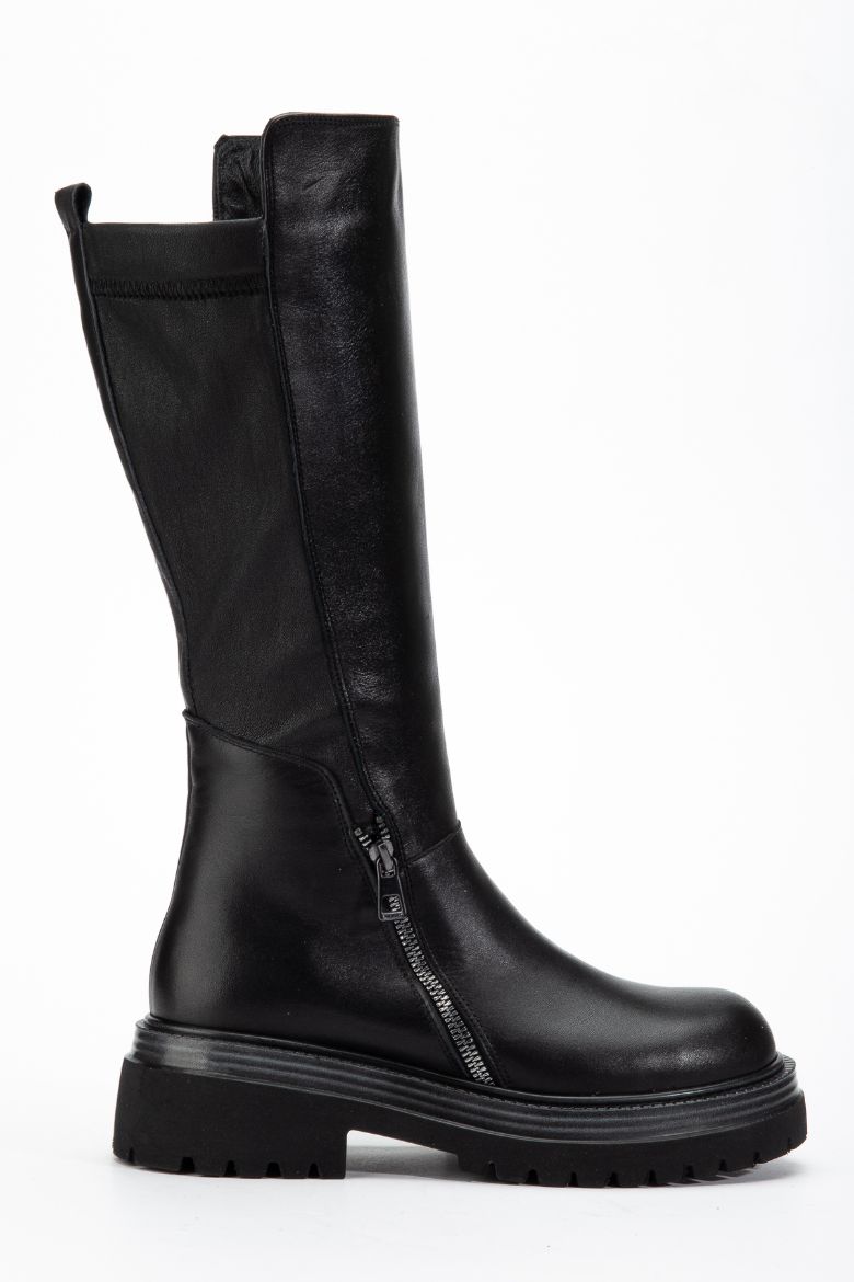 Konçu Streç Özellikli Hakiki Deri 33-34-35 Numaradan 41-42-43 Numaraya Kadar Kadın Kışlık Çizme Siyah resmi