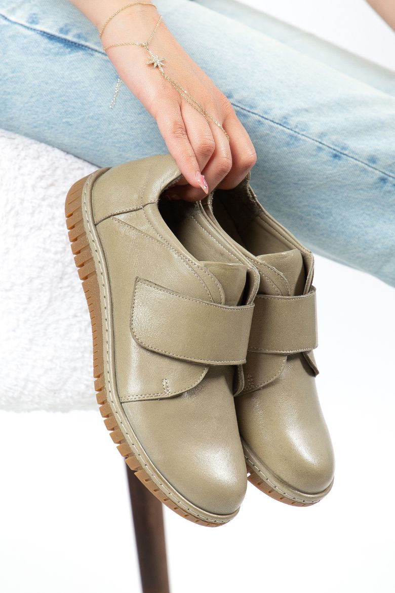 Hakiki Deri 36-37-38-39-40-41 Numara Kadın Cırt Bantlı Ayakkabı Açık Yeşil resmi