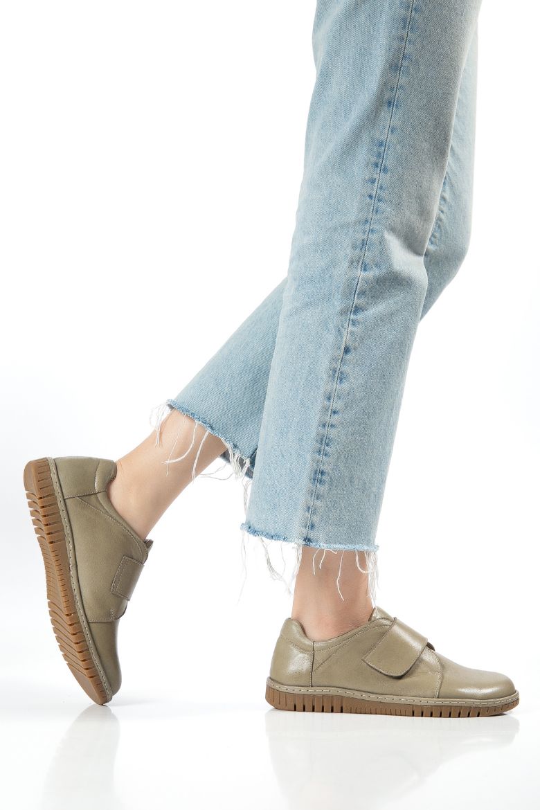 Hakiki Deri 36-37-38-39-40-41 Numara Kadın Cırt Bantlı Ayakkabı Açık Yeşil resmi