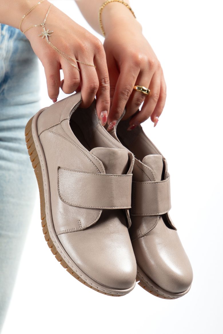 Hakiki Deri 36-37-38-39-40-41 Numara Kadın Cırt Bantlı Ayakkabı Açık Vizon resmi