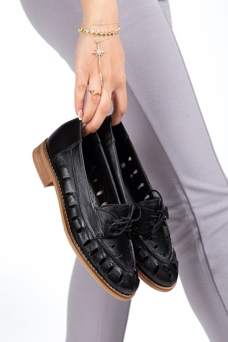 Hakiki Deri 33-34-35-36-37-38-39-40-41-42-43-44-45 Numara Lazer Kesim Delikli Kadın Ayakkabı Siyah resmi