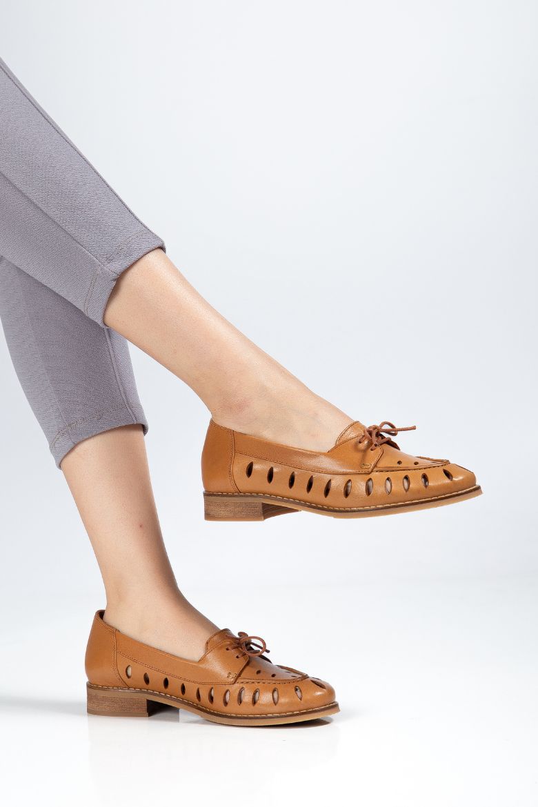 Hakiki Deri 33-34-35-36-37-38-39-40-41-42-43-44-45 Numara Lazer Kesim Delikli Kadın Ayakkabı Taba resmi