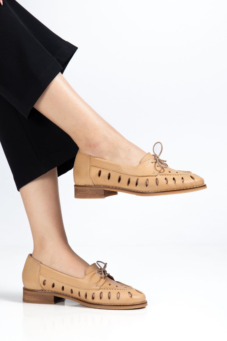 Hakiki Deri 33-34-35-36-37-38-39-40-41-42-43-44-45 Numara Lazer Kesim Delikli Kadın Ayakkabı Cappuccino resmi