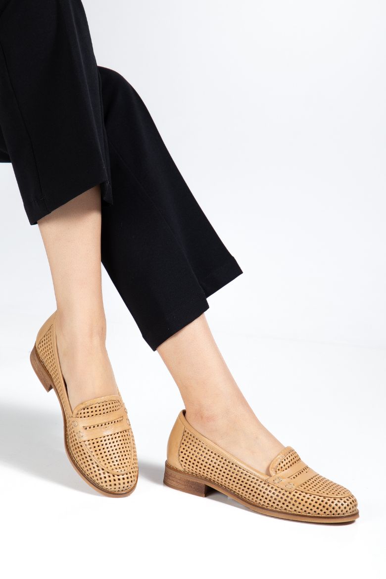 Hakiki Deri 33-34-35-36-37-38-39-40-41-42-43-44-45 Numara Lazer Kesim Delikli Kadın Ayakkabı Cappuccino resmi