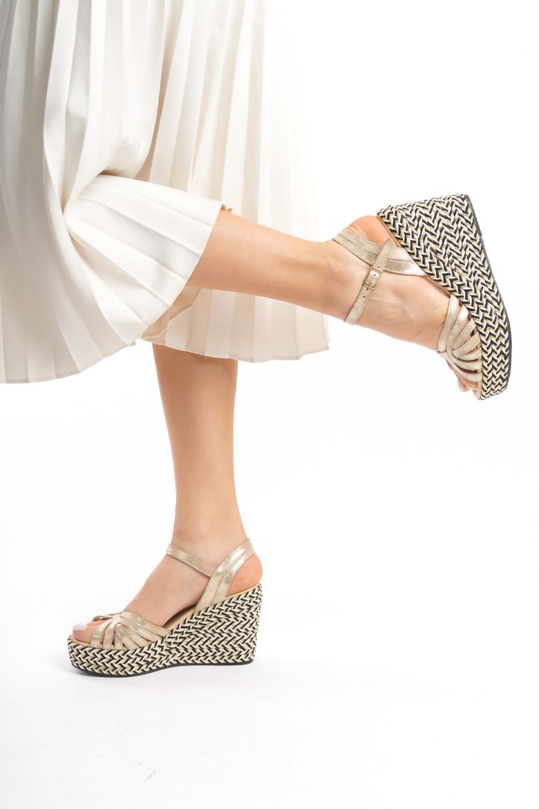 Hakiki Deri  Kadın  Sandalet 33-34-35-41-42-43-44-45 altın resmi